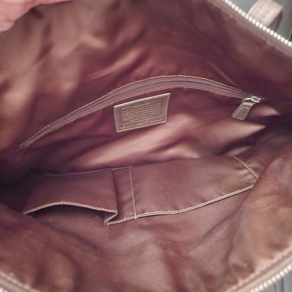 Large Coach Bag - Picture 3 of 3